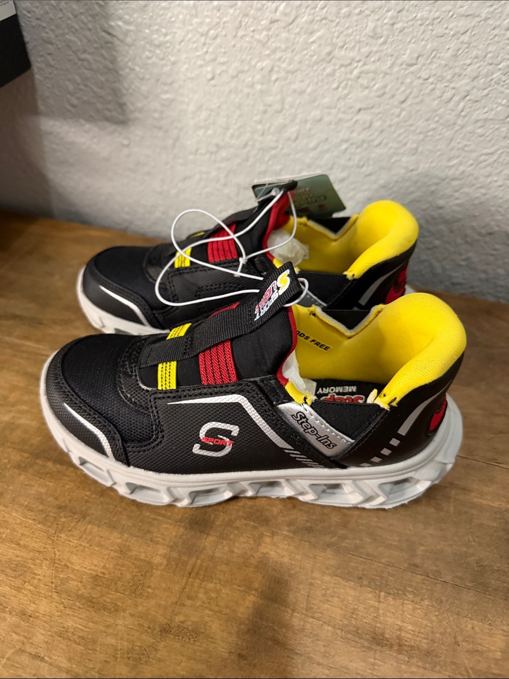 Skechers Kids Black, Yellow & Red Slip-On Athletic Sneakers size 12 - Picture 3 of 6